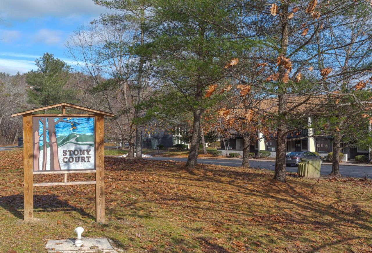 Stony Court At Bryce Mountain Hotel Basye Exterior photo